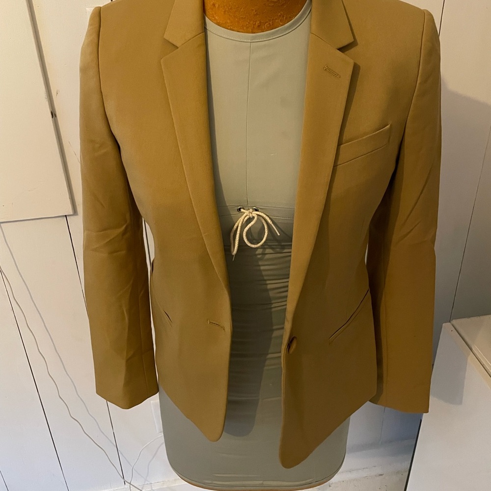 Gold top shop suit